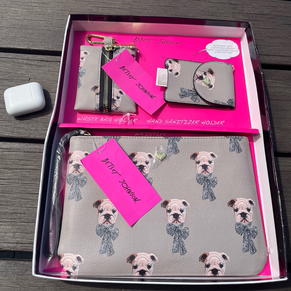 Betsey Johnson “pet set”